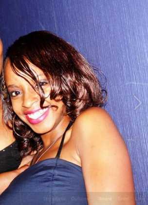 Here’s the LADY who had S3X with DJ CREME 