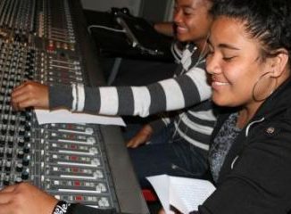 Best Music Production & Sound Engineering Colleges -Certificate, Diploma